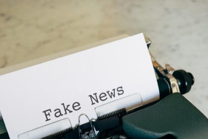 The Ultimate Guide to Spotting Fake Celebrity News in 2024
