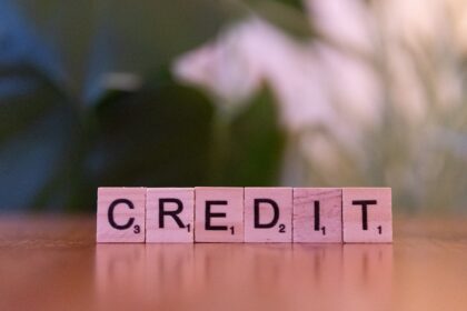 7 Common Myths About Credit Scores Debunked by Financial Experts | QuickAdvisr