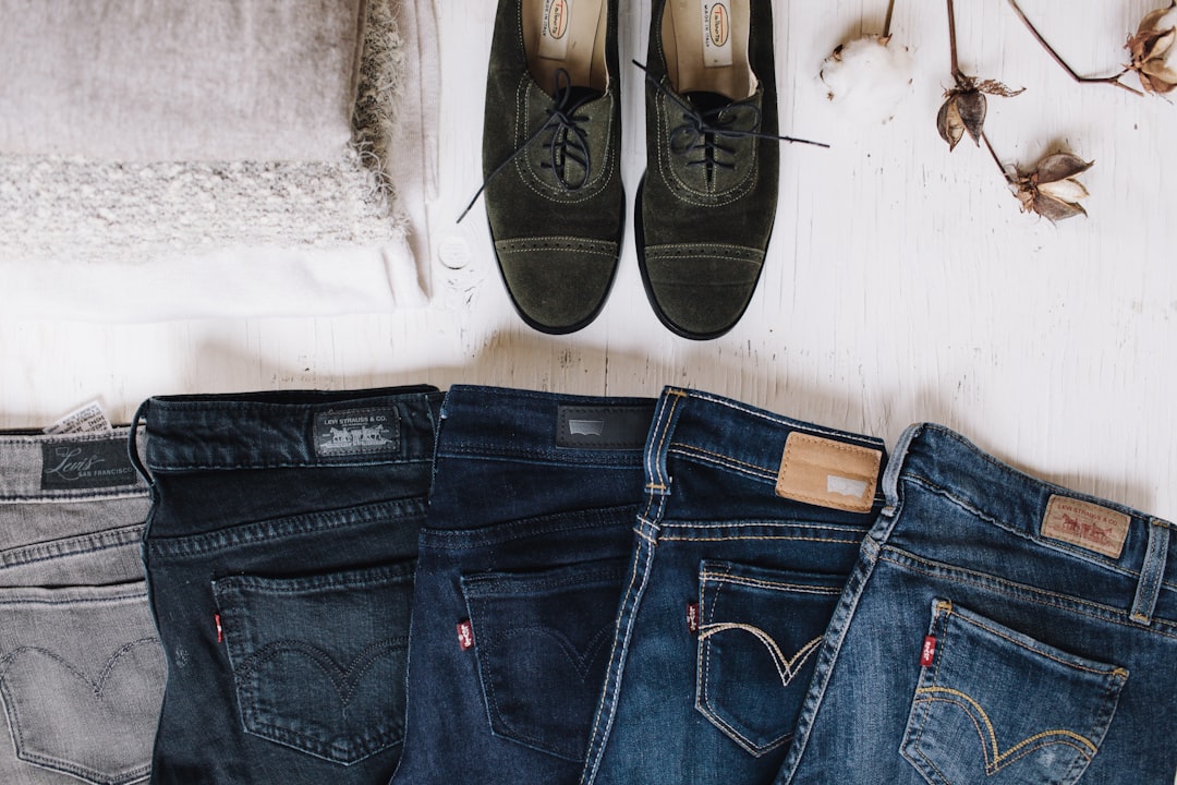 How to Pack a Week’s Worth of Outfits in a Carry-On: 7 Pro Tips | QuickAdvisr