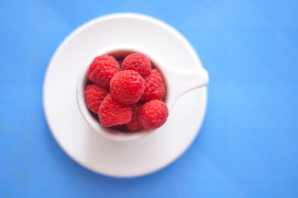 6 Science-Backed Superfoods Under 100 Calories to Boost Immunity Daily