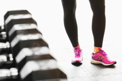 How to Create a Weekly Workout Plan That Fits Your Lifestyle | QuickAdvisr