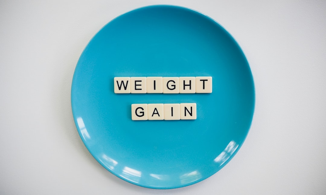 How to Calculate Your Daily Calorie Needs for Weight Loss or Gain | QuickAdvisr