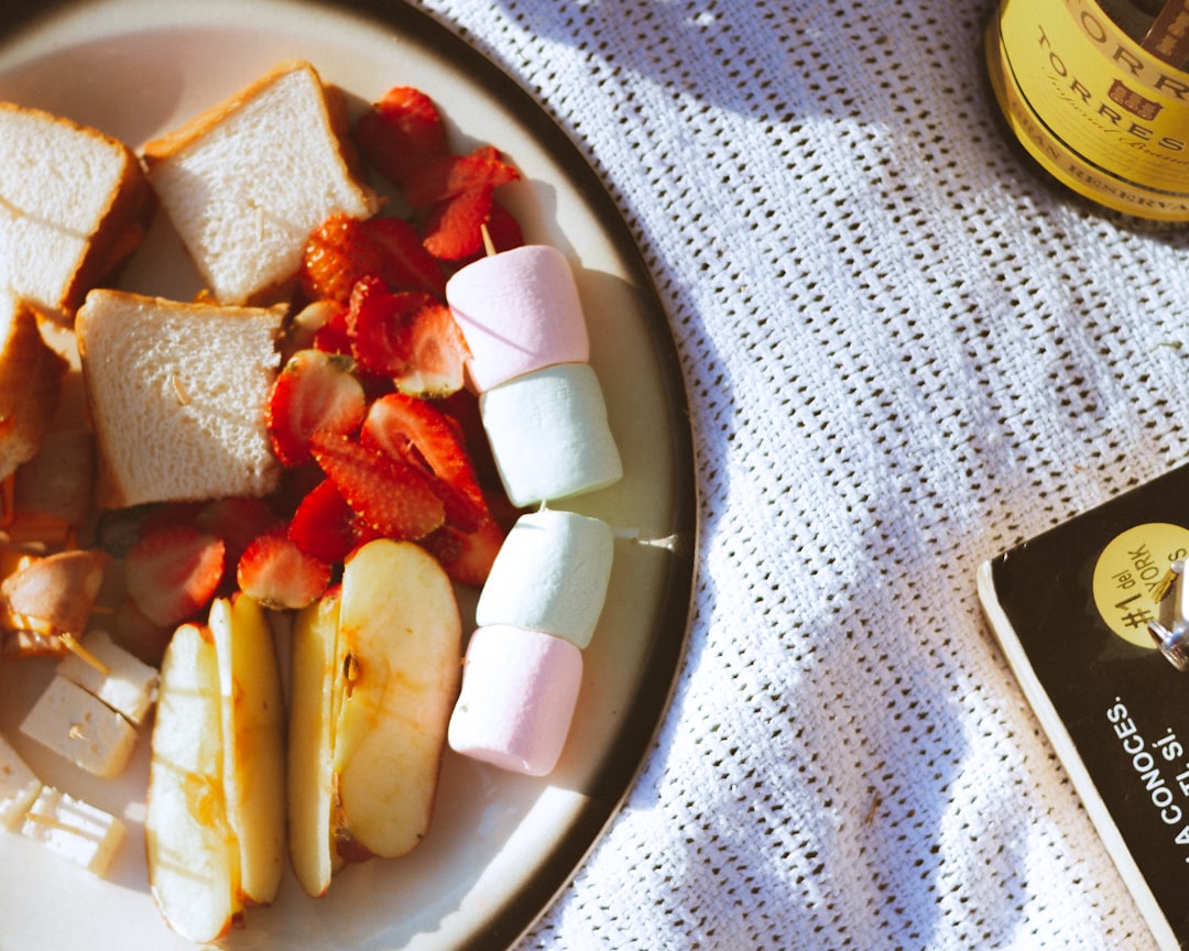 10 Low-Calorie Snack Ideas Under 90 Calories to Keep You Energized All Day