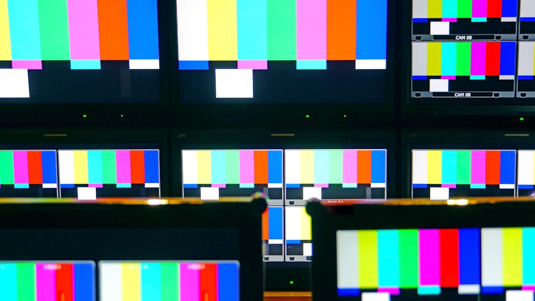 5 Ways to Spot a Scripted Reality TV Show Before It’s Revealed - QuickAdvisr