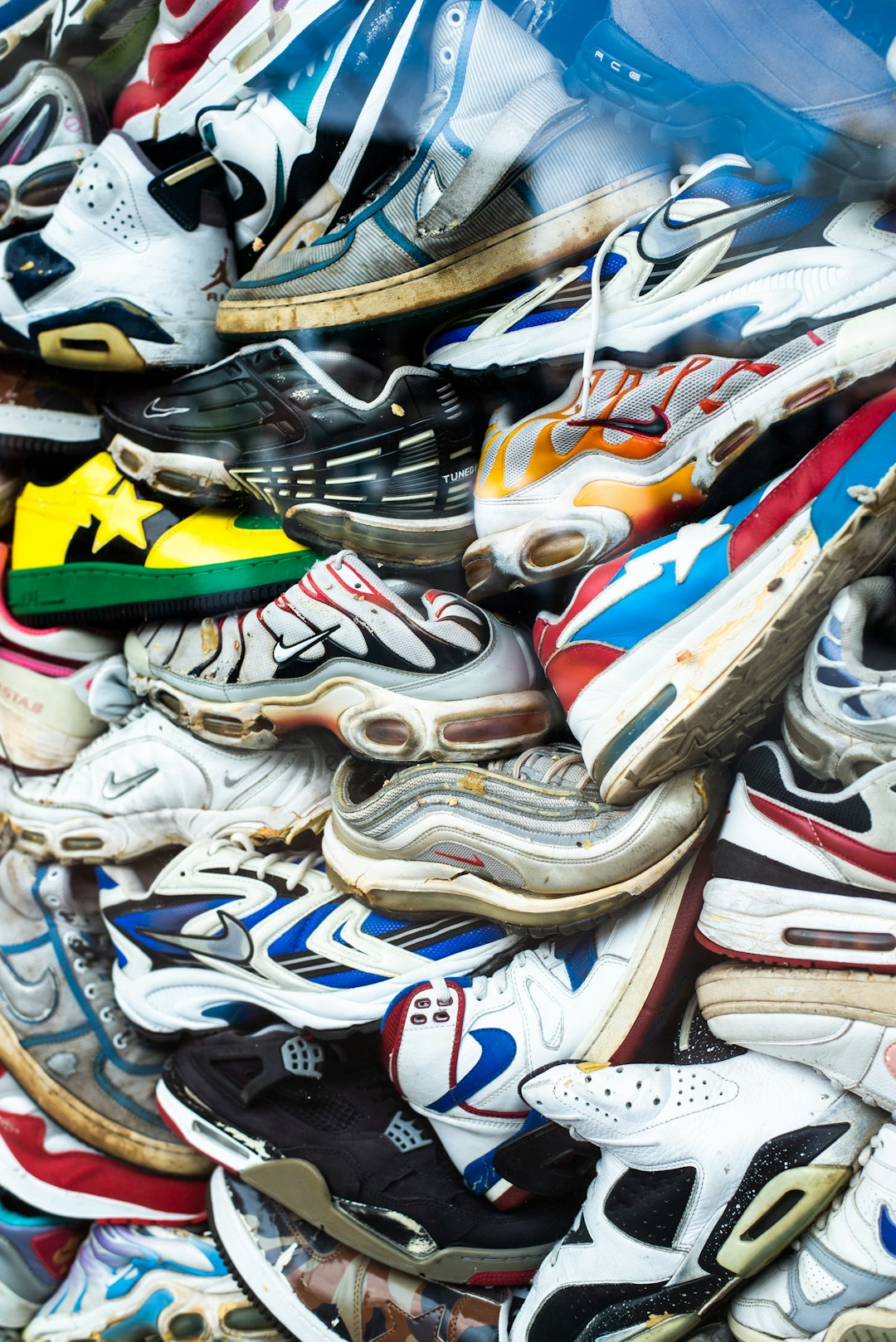 The Ultimate Guide to Sneaker Care: 7 Steps to Keep Them Fresh