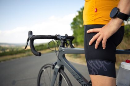 Cycling vs. Running: Which Burns More Fat & Protects Joints?