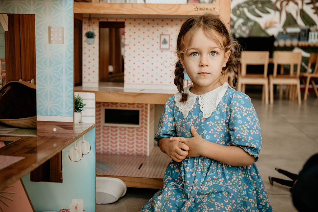 15 Surprising Facts About Your Favorite Celebrities’ Childhood Homes | QuickAdvisr