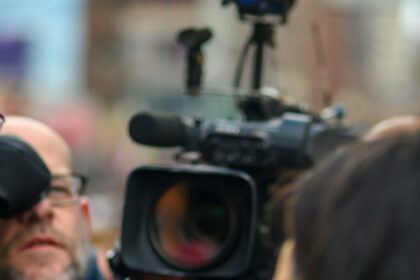 6 Celebrity Feuds That Were Actually Staged for Publicity