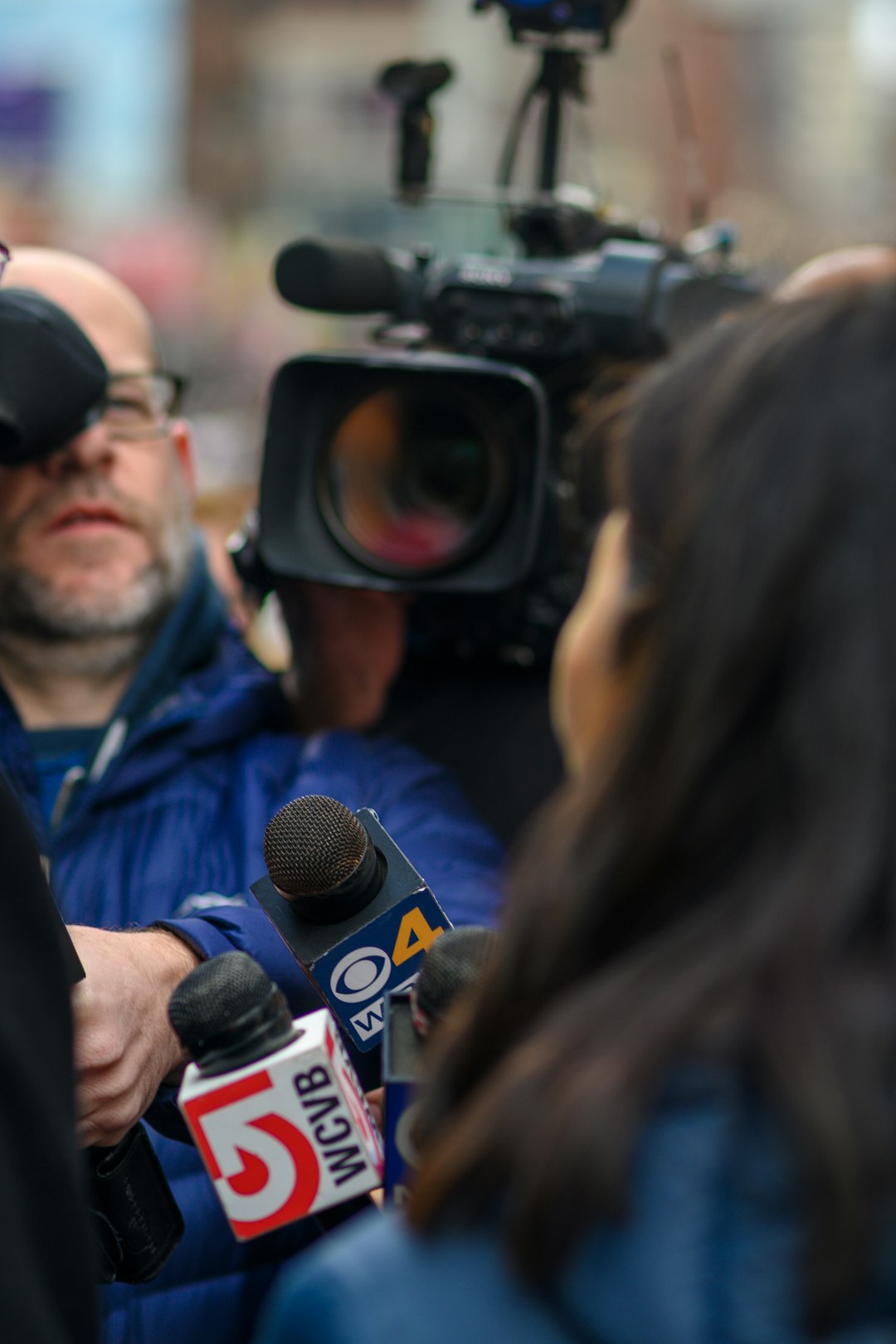 6 Celebrity Feuds That Were Actually Staged for Publicity