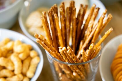 9 High-Fiber Snacks Under 150 Calories to Keep You Full Longer