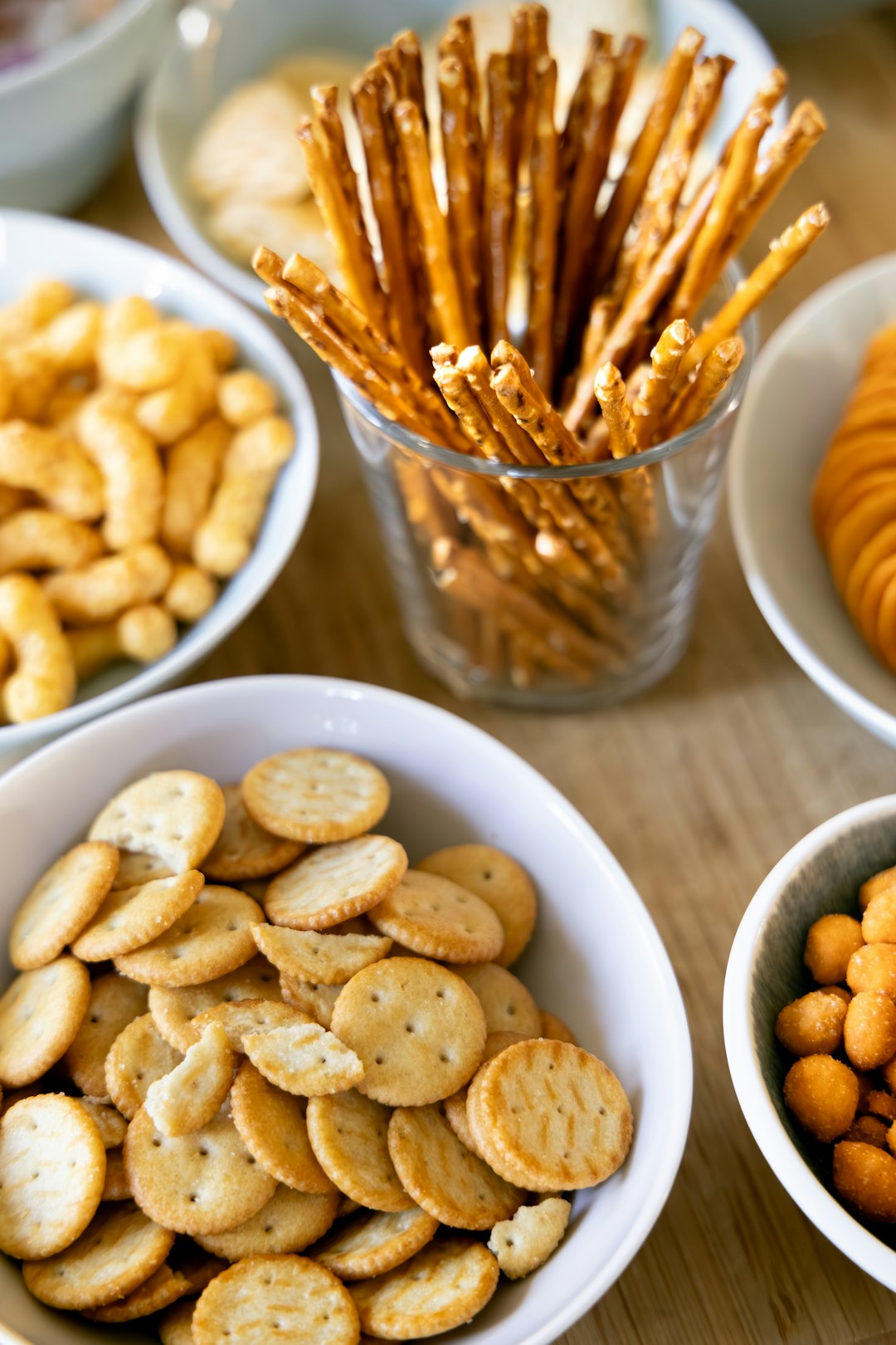 8 High-Fiber Snacks Under 80 Calories to Support Digestive Wellness