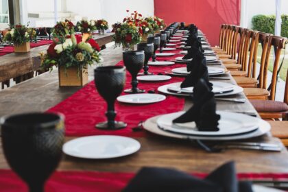 The Ultimate Dos and Don’ts of Hosting a Successful Dinner Party