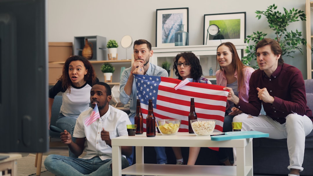 12 Overrated TV Shows That Critics Love but Fans Hate - QuickAdvisr