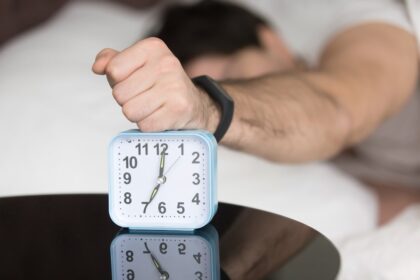 6 Evening Habits That Help You Fall Asleep Faster and Wake Up Refreshed
