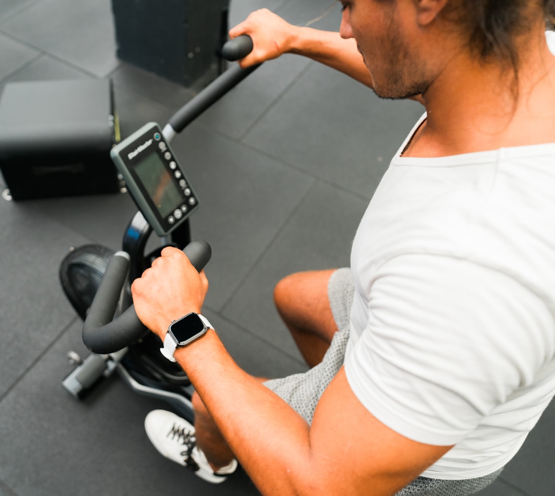 7 Low-Cost Fitness Gadgets That Deliver Big Results for Home Workouts